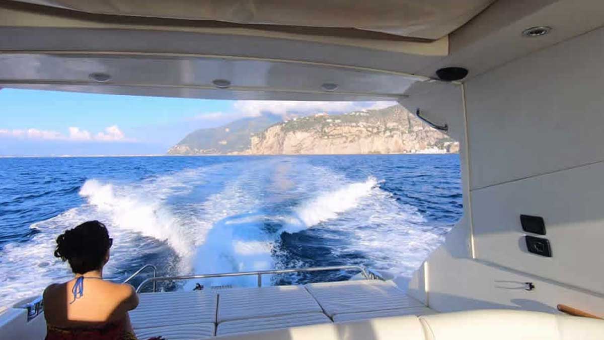 sailing by yacht the Amalfi Coast