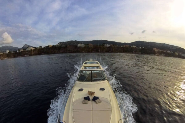 Gianetti 50' bow view