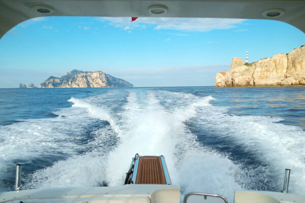 Yacht excursions to Capri and Positano